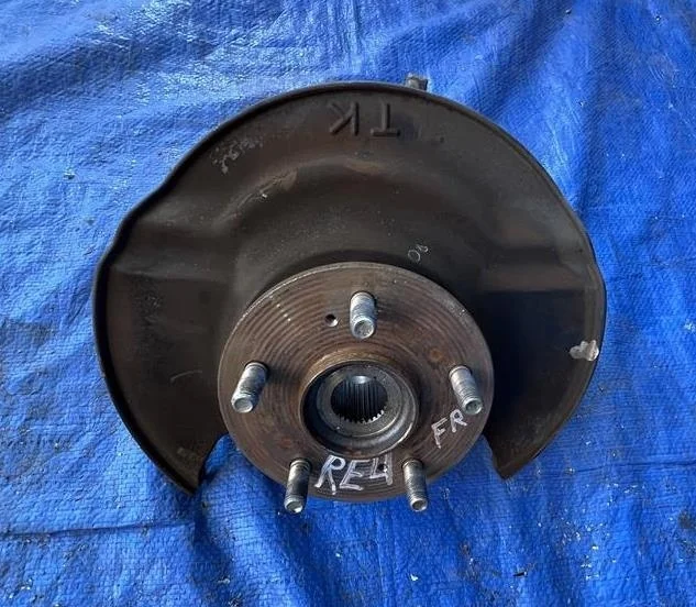 Б.у. кулак поворотный HONDA CR-V RE HONDA CR-V RE