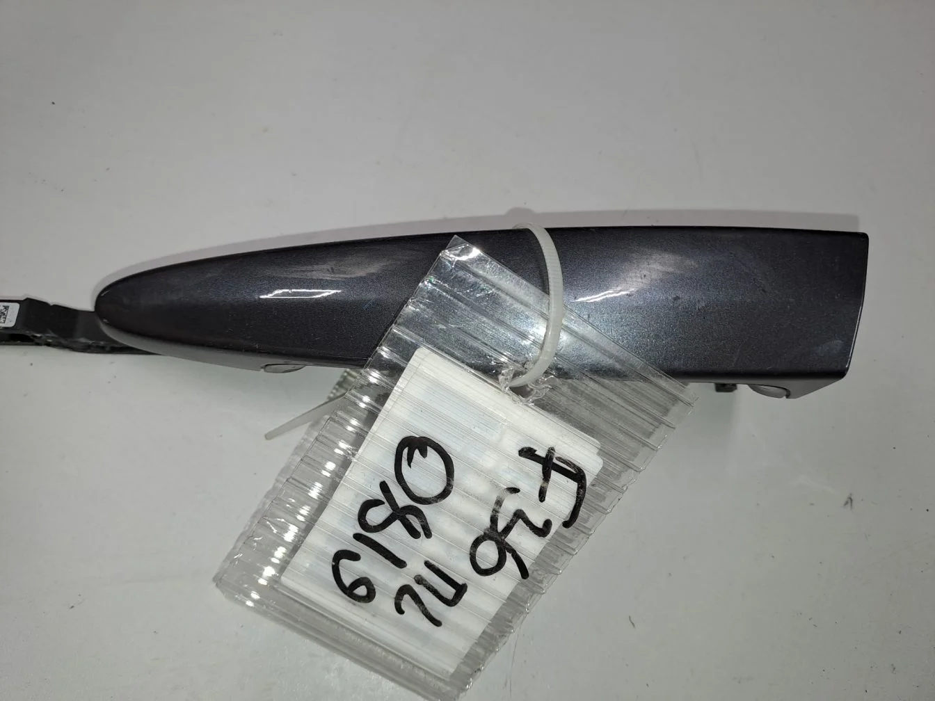 Ручка двери нaружная левая передняя для BMW 4 F36 Gran Coupe 2013-2020