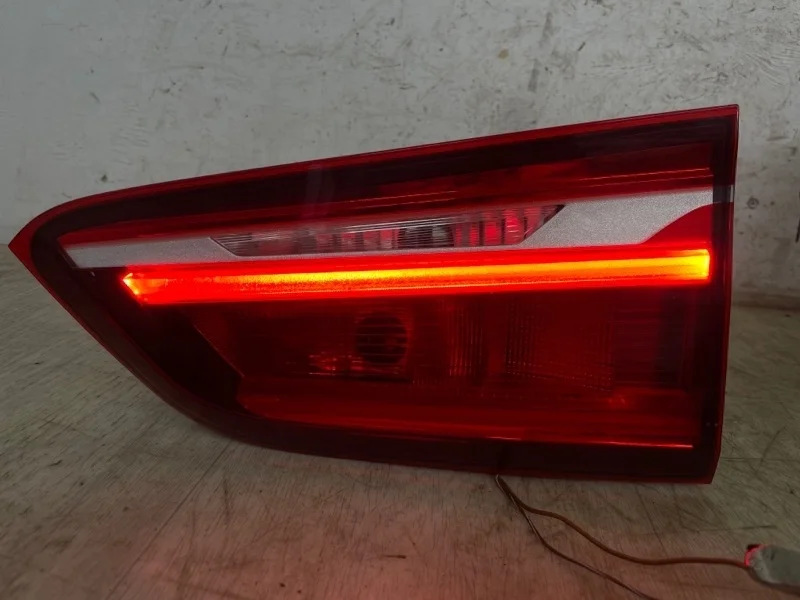 ФОНАРЬ В КРЫШКУ БАГАЖНИКА BMW X1 2015 2016 2017 2018 2019 2020 2021 2022 63212710636 F48, правый