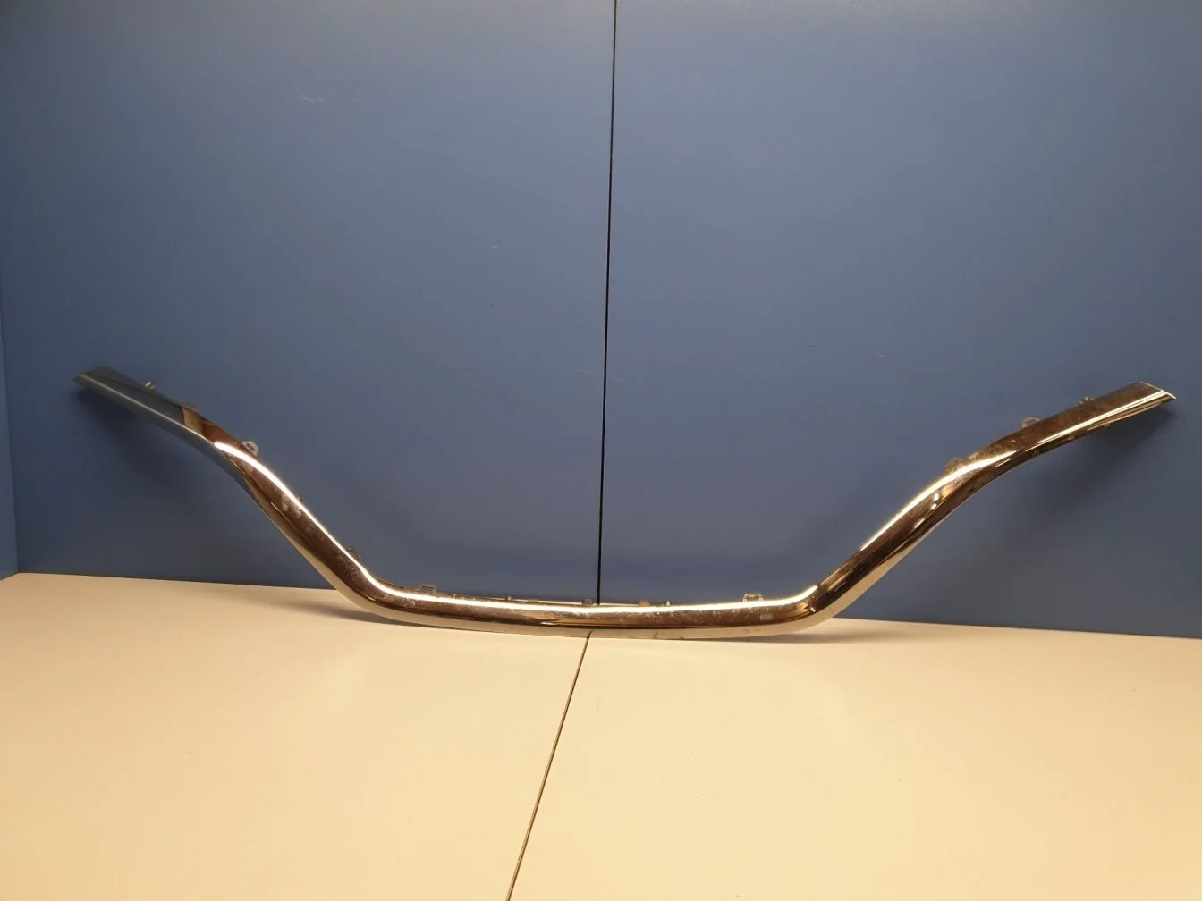 Накладка на решетку радиатора для Renault Kaptur 2016-