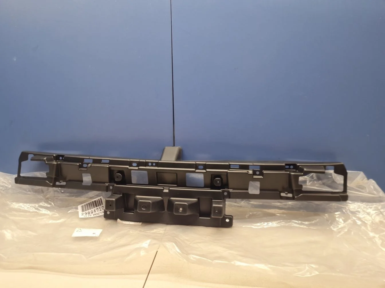 Кронштейн решетки радиатора для Lexus LX 570 URJ200 2007-