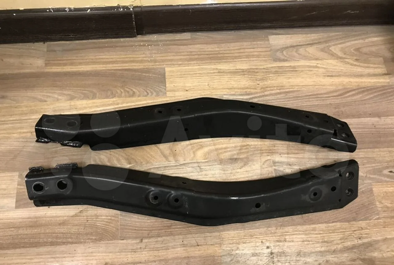 Балка подрамника передняя Mitsubishi Outlander 3