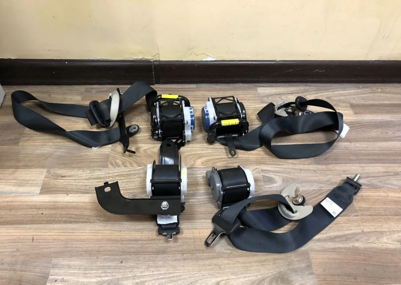 Ремень безопасности Mitsubishi Outlander3