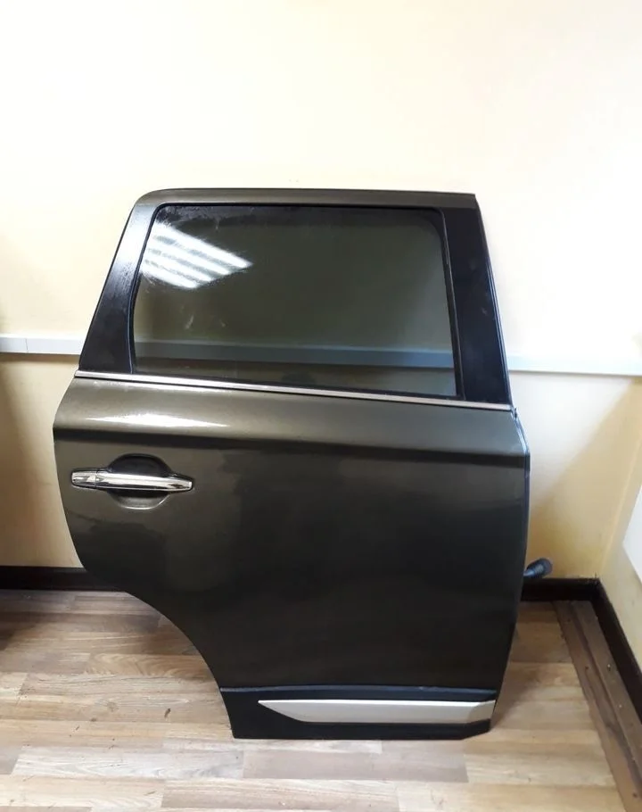 Дверь задняя правая Mitsubishi Outlander 3