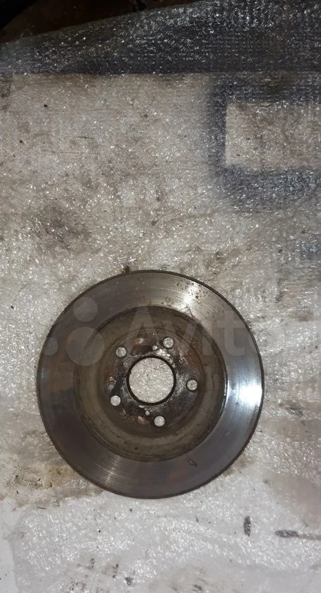 Тормозной диск передний Toyota Rav 4 2012-2015г