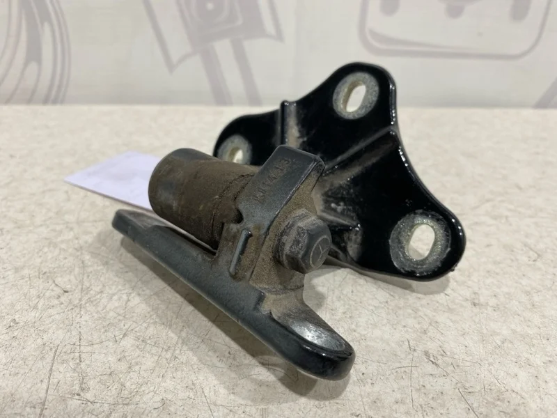 Петля задней левой двери нижняя Mercedes-benz ML W164