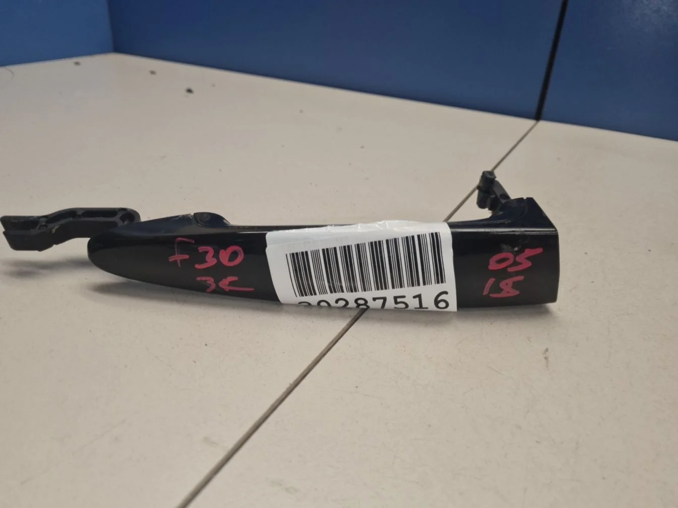 Ручка двери нaружная левая для BMW M3 F80 2014-