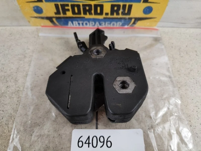 Замок капота Volvo XC90 2010 C_71