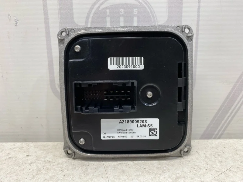 Блок управления фарой Mercedes-benz ML W166