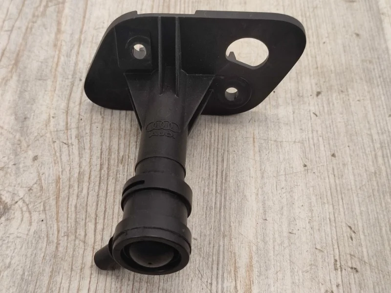 Форсунка омывателя фары Audi Q7 2015- 4M