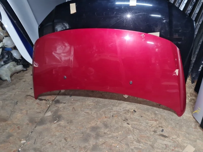 Капот Peugeot 3008 2011