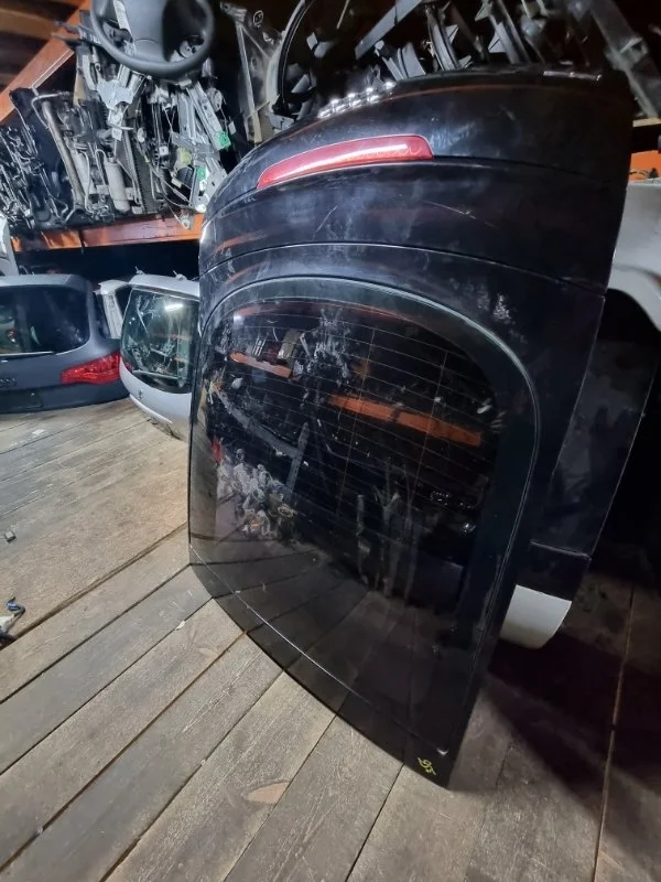 Крышка багажника Audi TT 2009 8J3