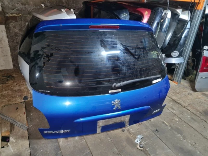 Крышка багажника Peugeot 206 2006 2A