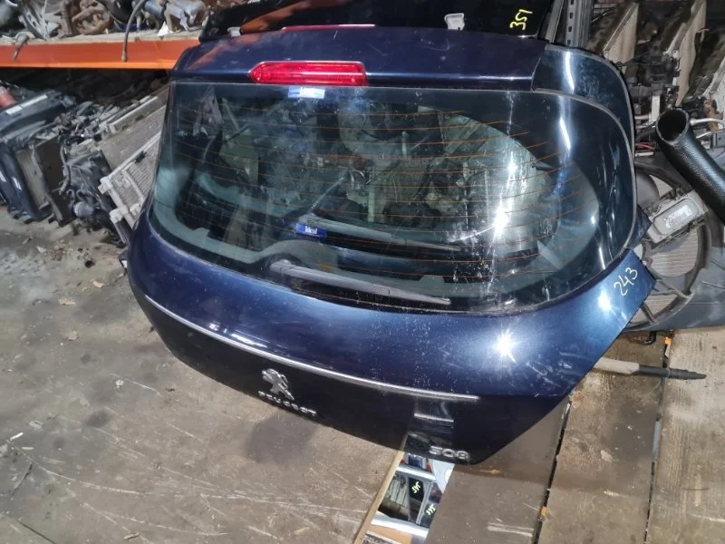 Крышка багажника Peugeot 308 2012 4C