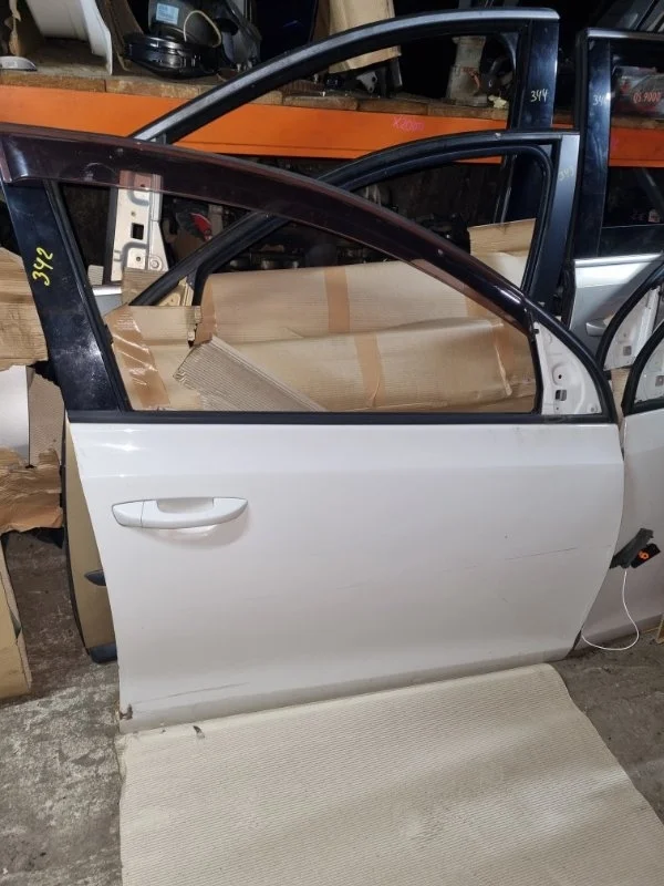 Дверь Volkswagen Golf 2010 5K1