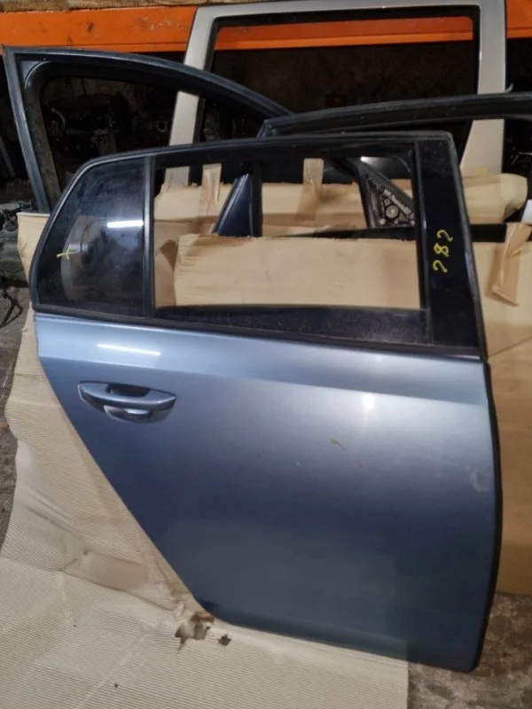 Дверь Volkswagen Golf 6 2011 5K1