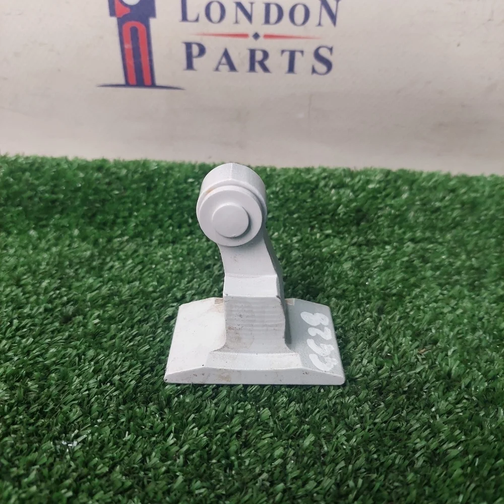 Петля двери BMW x1 F48