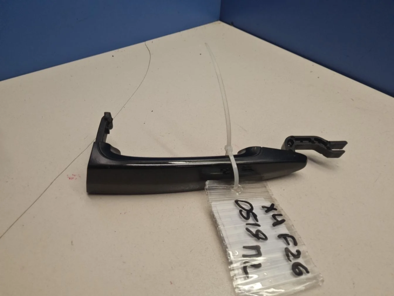 Ручка двери нaружная левая для BMW X4 F26 2014-2018