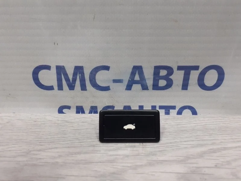 Кнопка багажника Audi Q5 2012 3D0959831D20H 8R 2.0T CNC