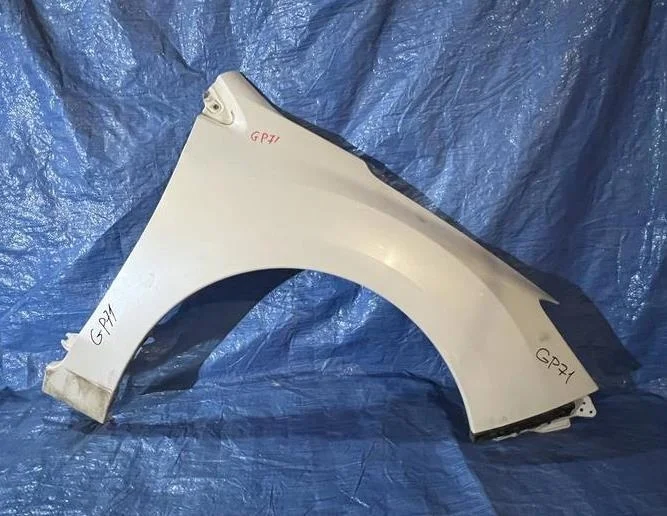 Б.у. крыло SUBARU IMPREZA GP SUBARU IMPREZA GP