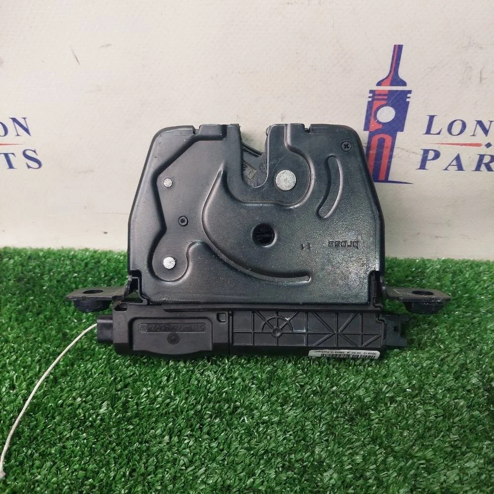 Замок багажника BMW F30