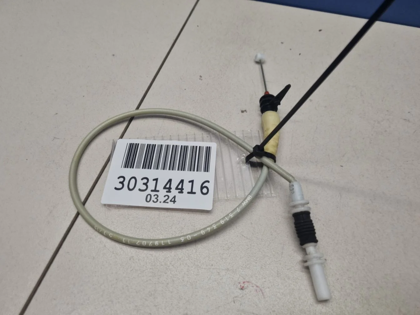 Трос открывания передней двери для BMW X3 F25 2010-2017