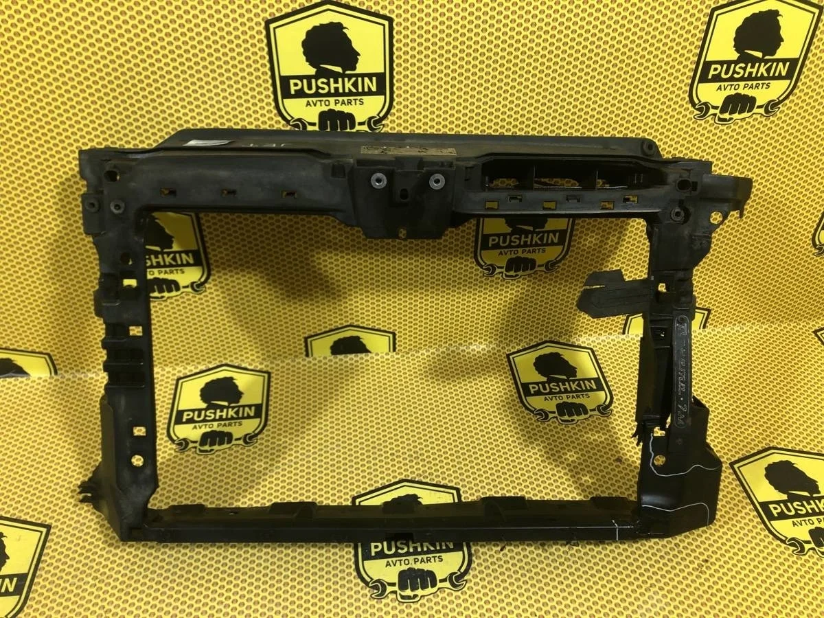 Панель передняя телевизор Volkswagen Jetta 2012 5C6805588D 162 CLRA