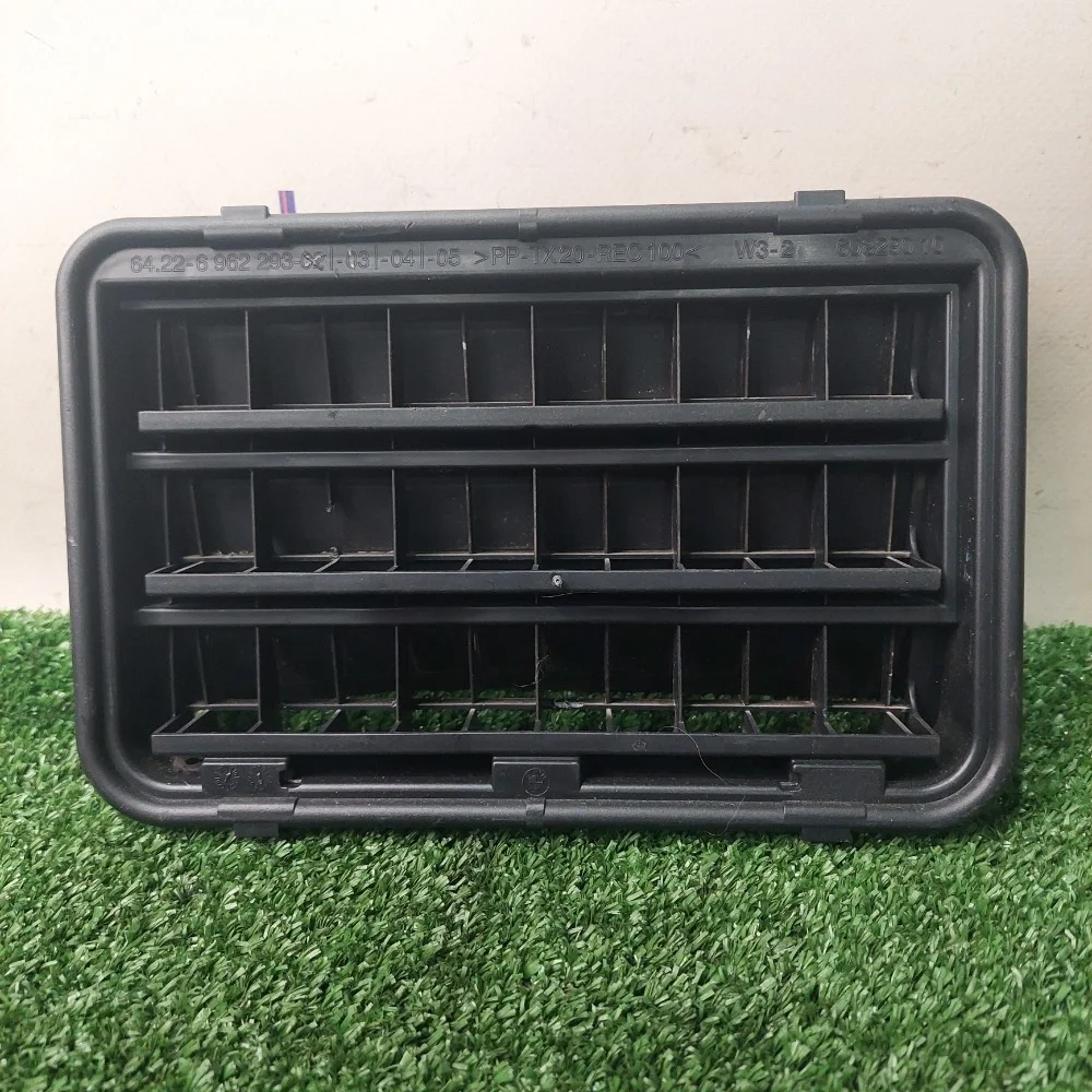 Вентиляционная решетка BMW X3 F25