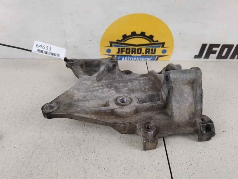 Кронштейн компрессора кондиционера Mitsubishi L200 2010 KB4T