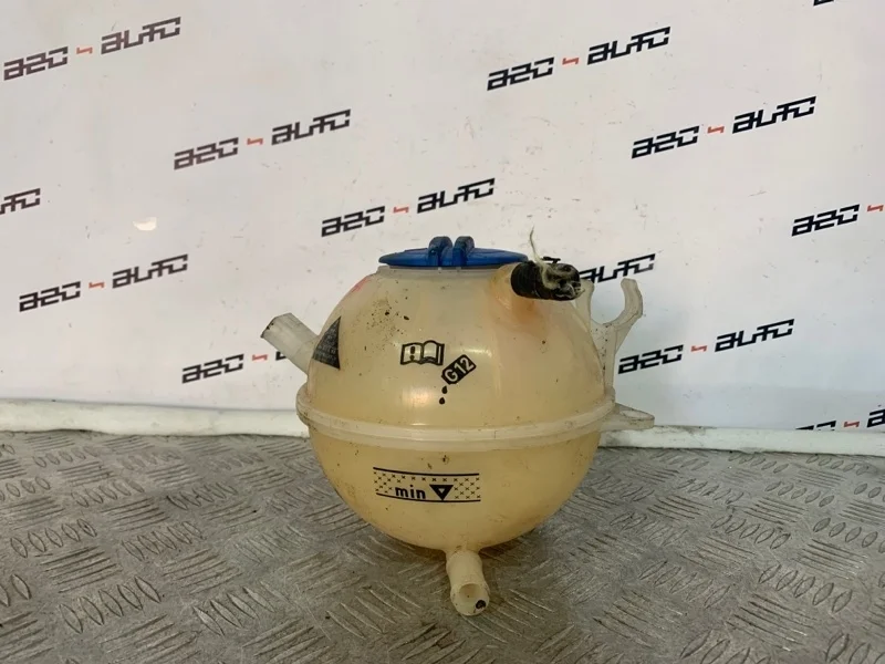 Бачок расширительный Volkswagen Passat 2008 1K0121407A B6 1.8