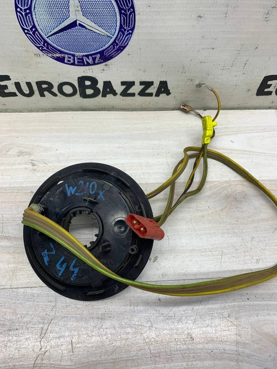 Подрулевое кольцо Mercedes W210 1684600149