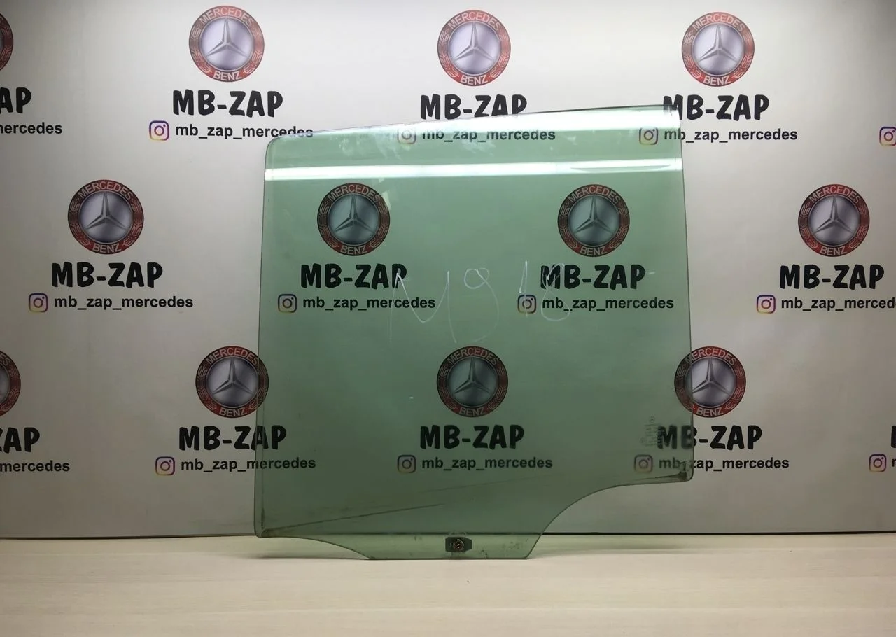 Стекло двери задней левой Mercedes W163