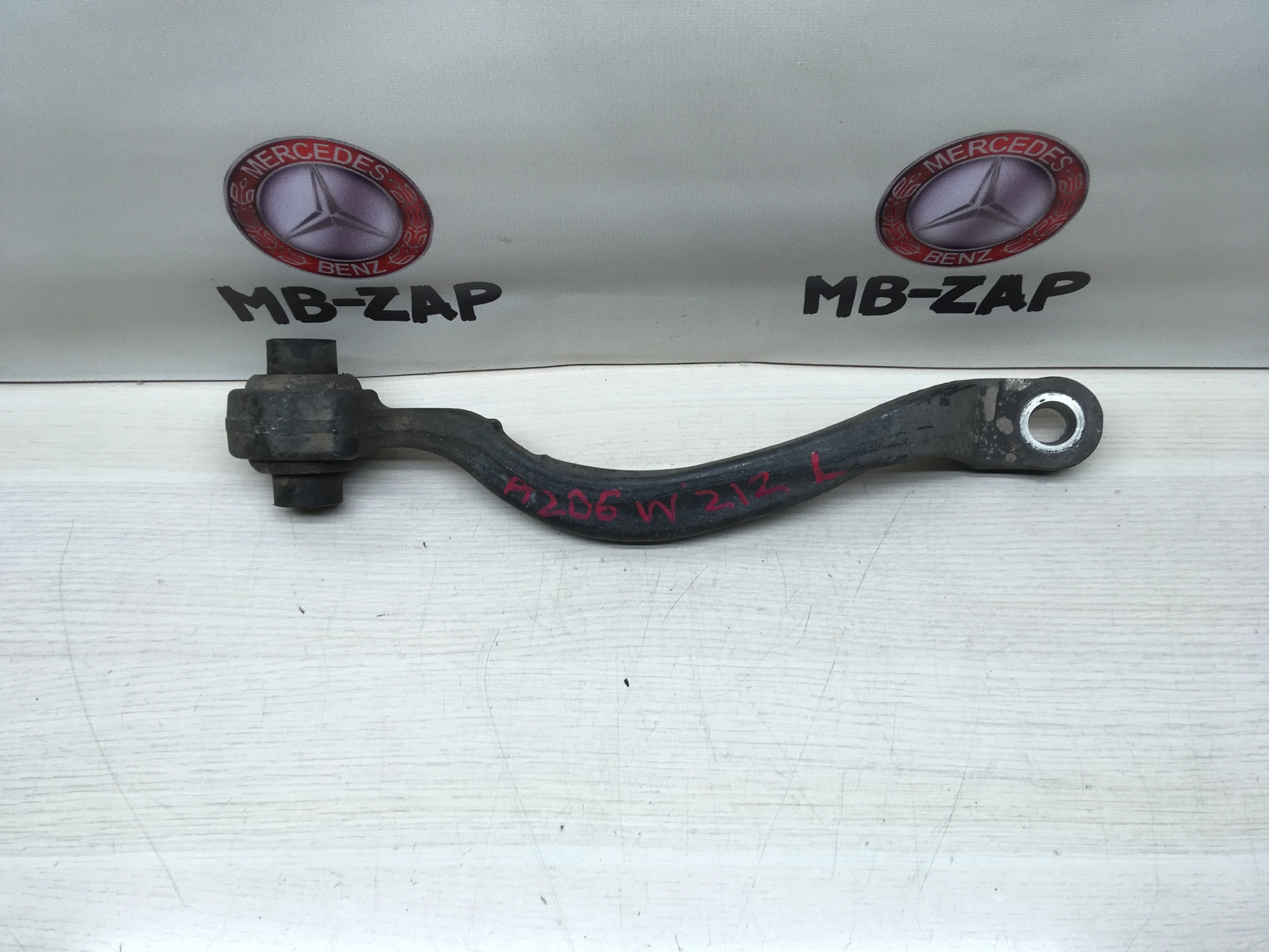 Передняя поперечная тяга Mercedes W212