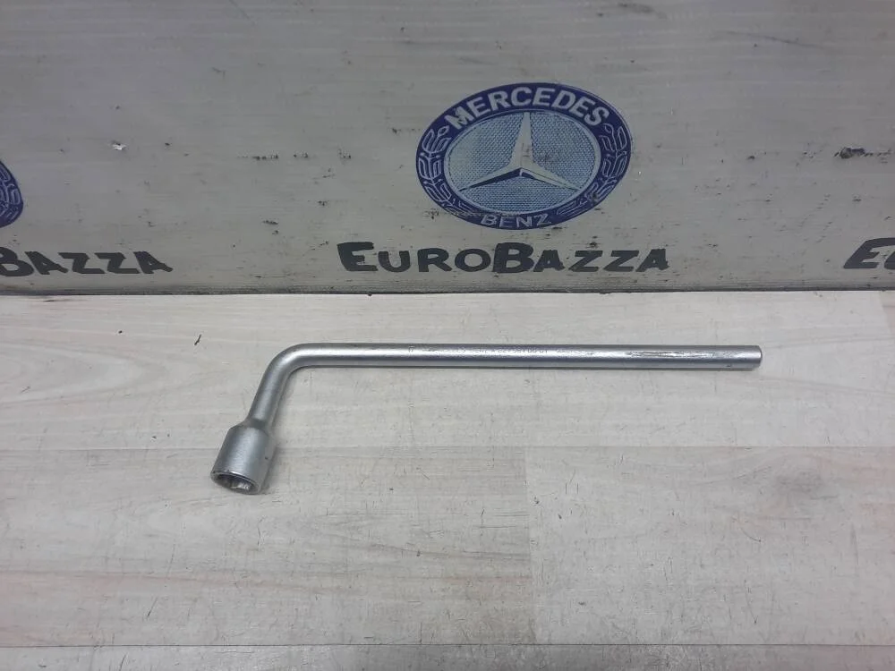 Баллонный ключ Mercedes W211