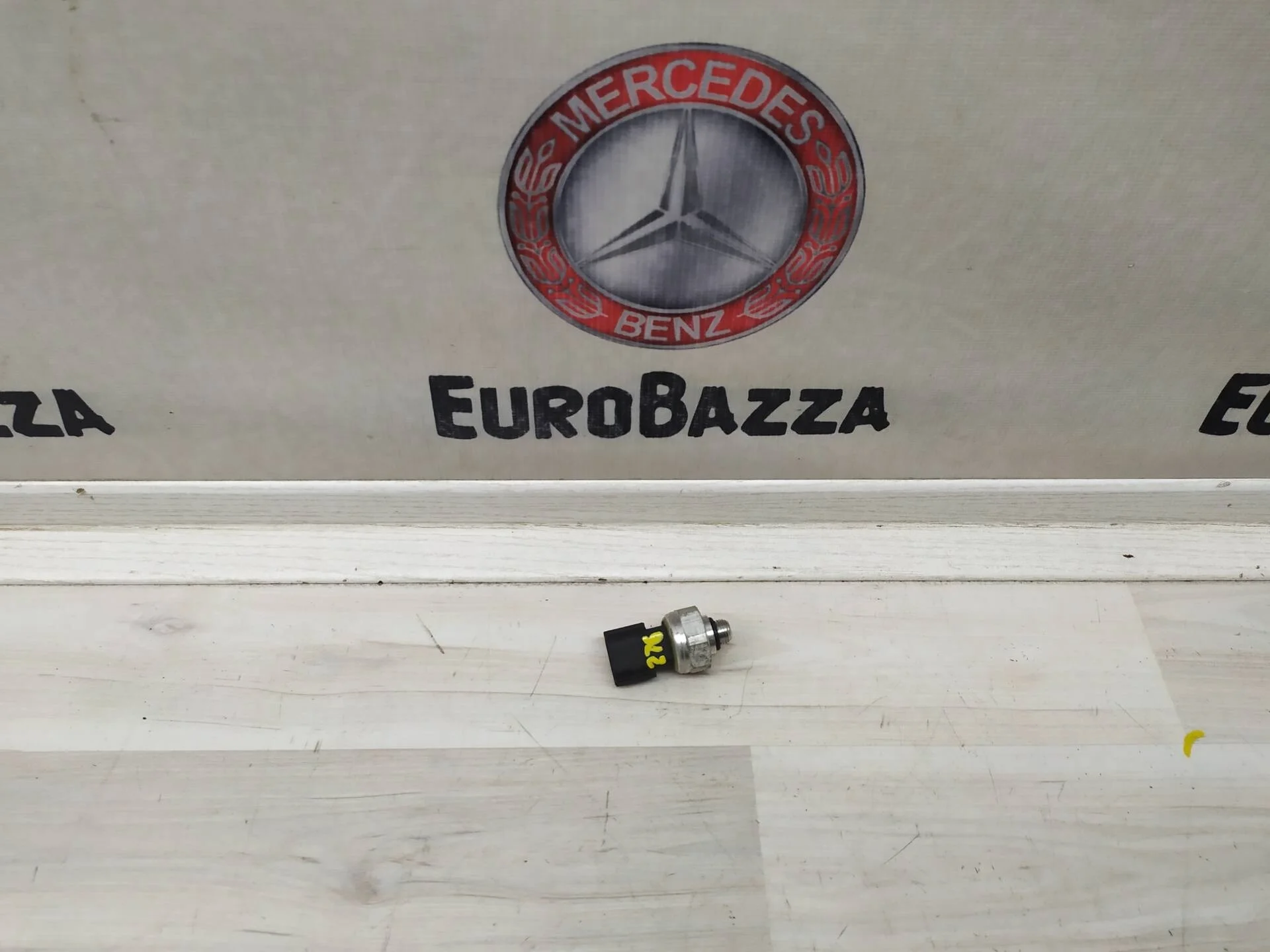 Датчик давления хладагента Mercedes W204