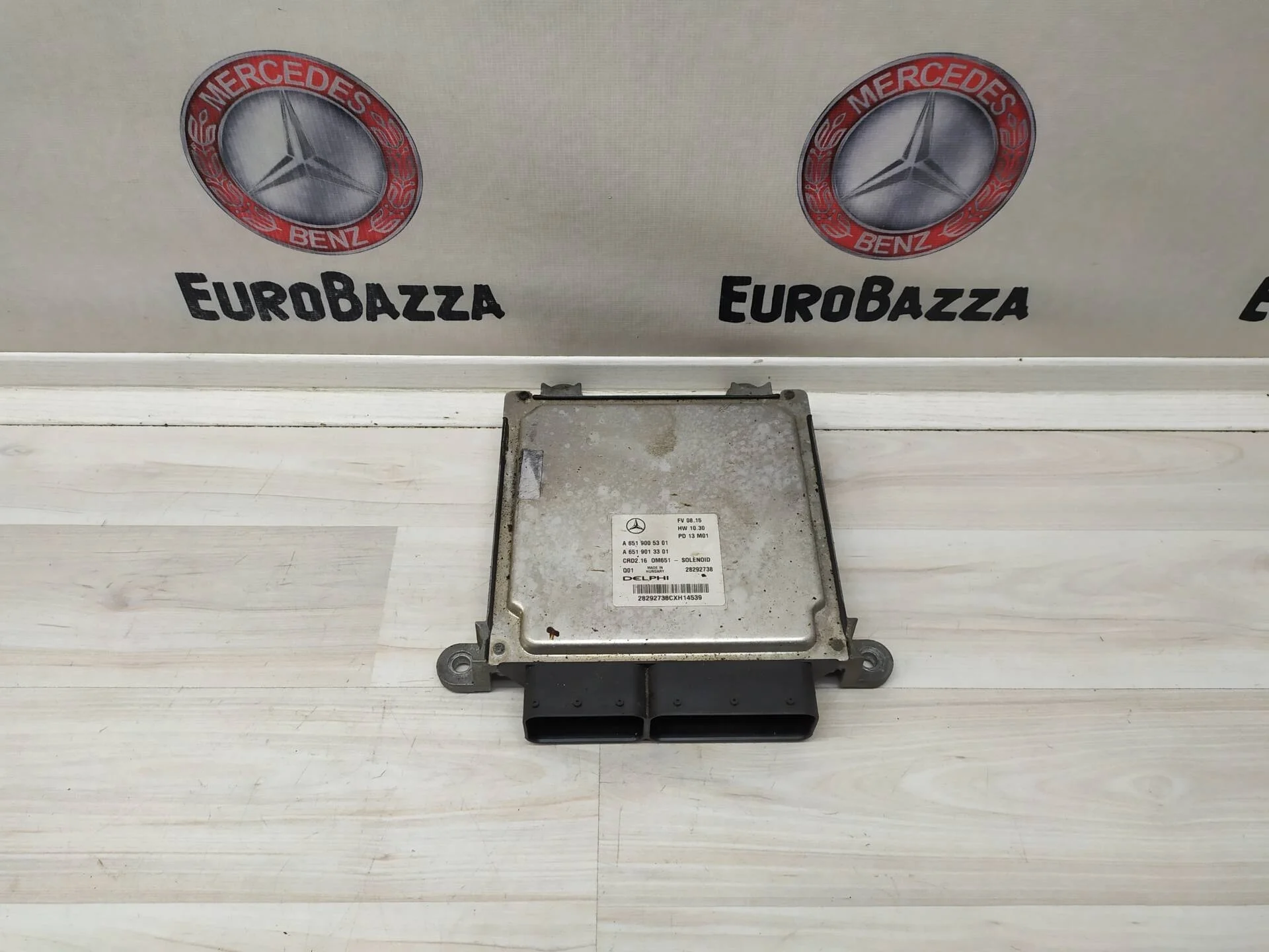 Блок управления двигателем Mercedes Om651