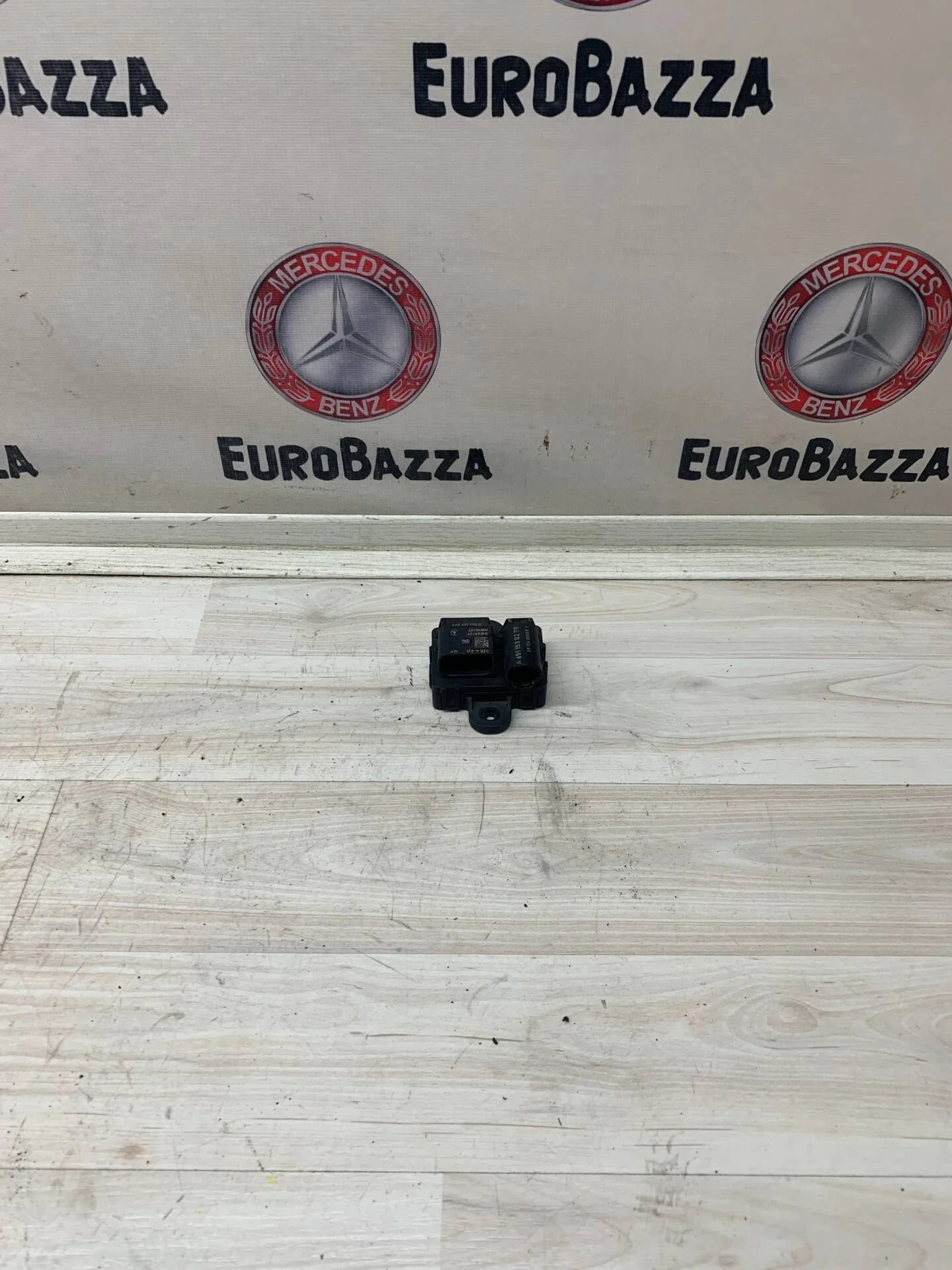 Реле накала свечей Mercedes Om 651