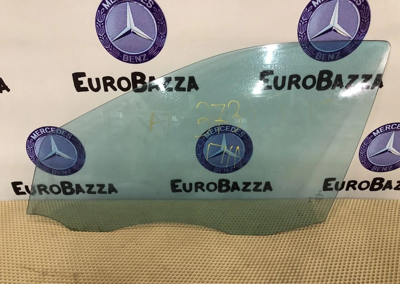 Стекло переднее левое W203