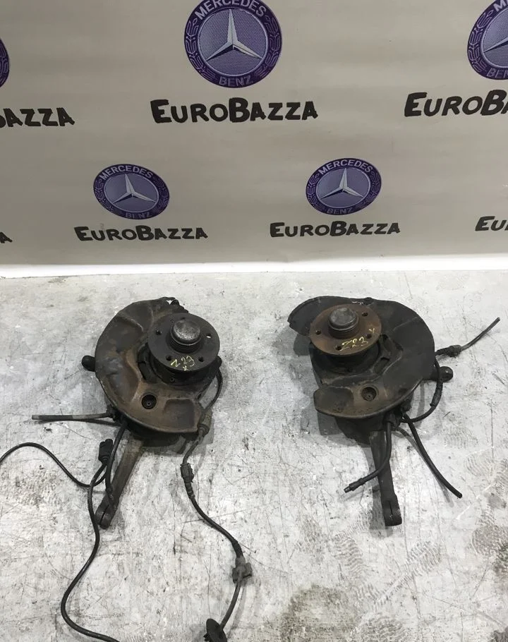 Поворотный кулак левый правый Mercedes W140