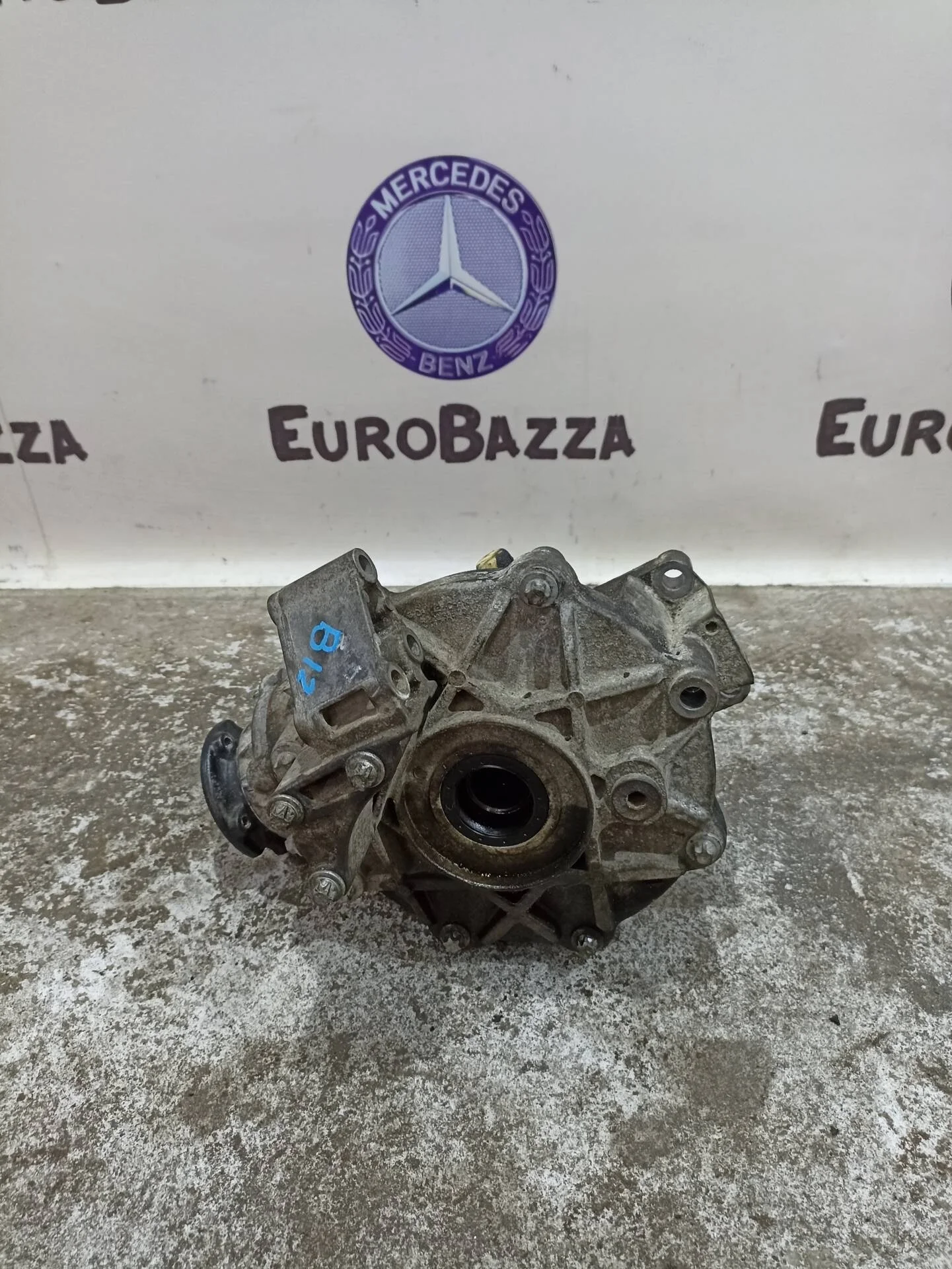 Редуктор передний Mercedes W220 4Matic
