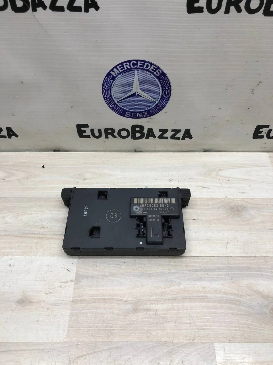 Блок управления передней дверью Mercedes W203