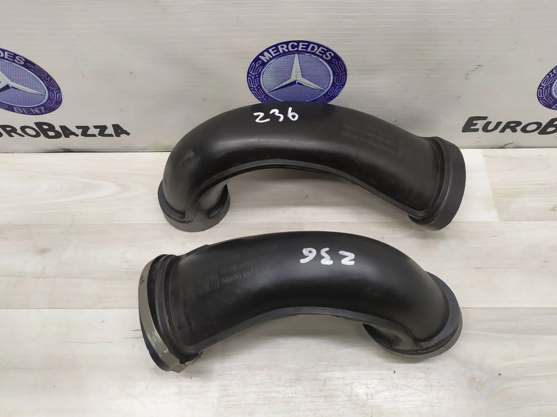 Патрубок впускного коллектора Mercedes М137