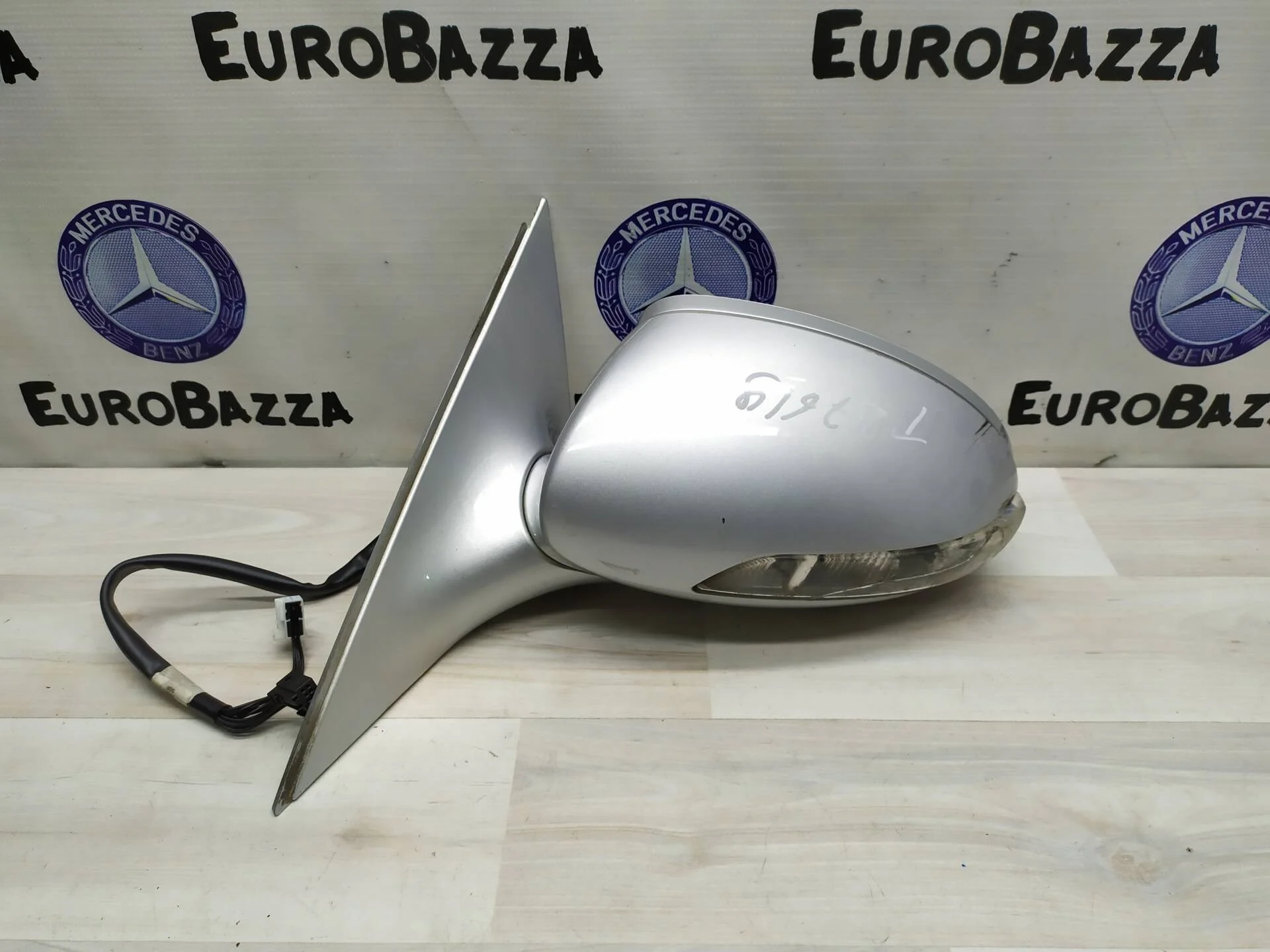 Зеркало заднего вида левое Mercedes W221