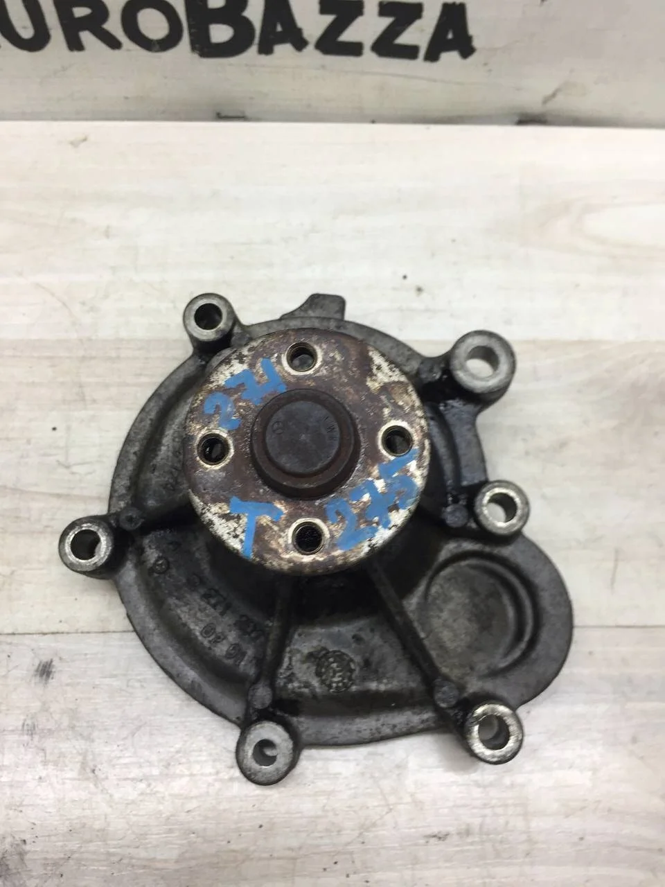 Помпа система охлаждения Mercedes М271