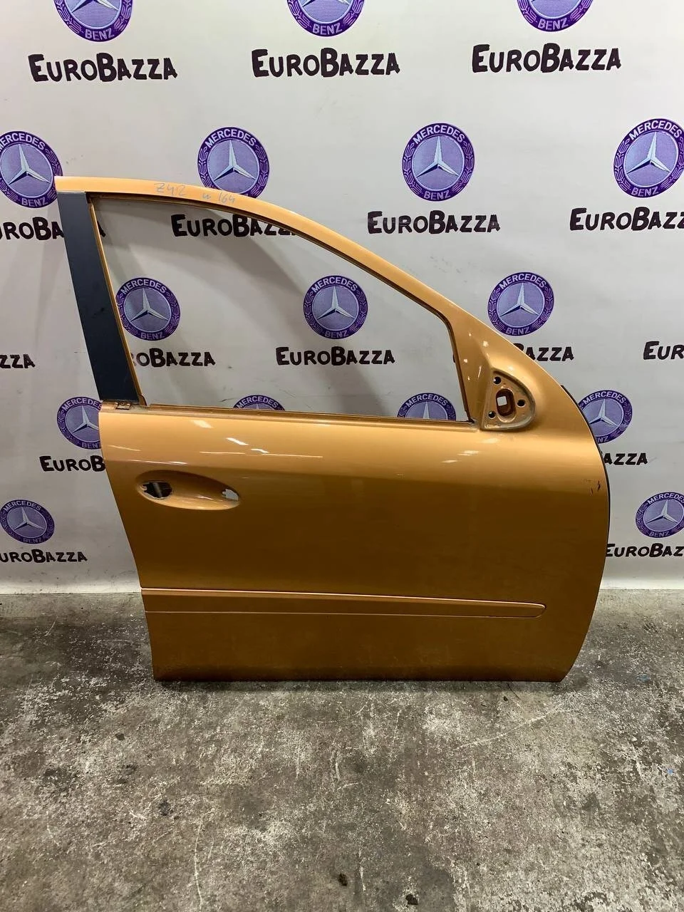 Дверь передняя правая Mercedes W164