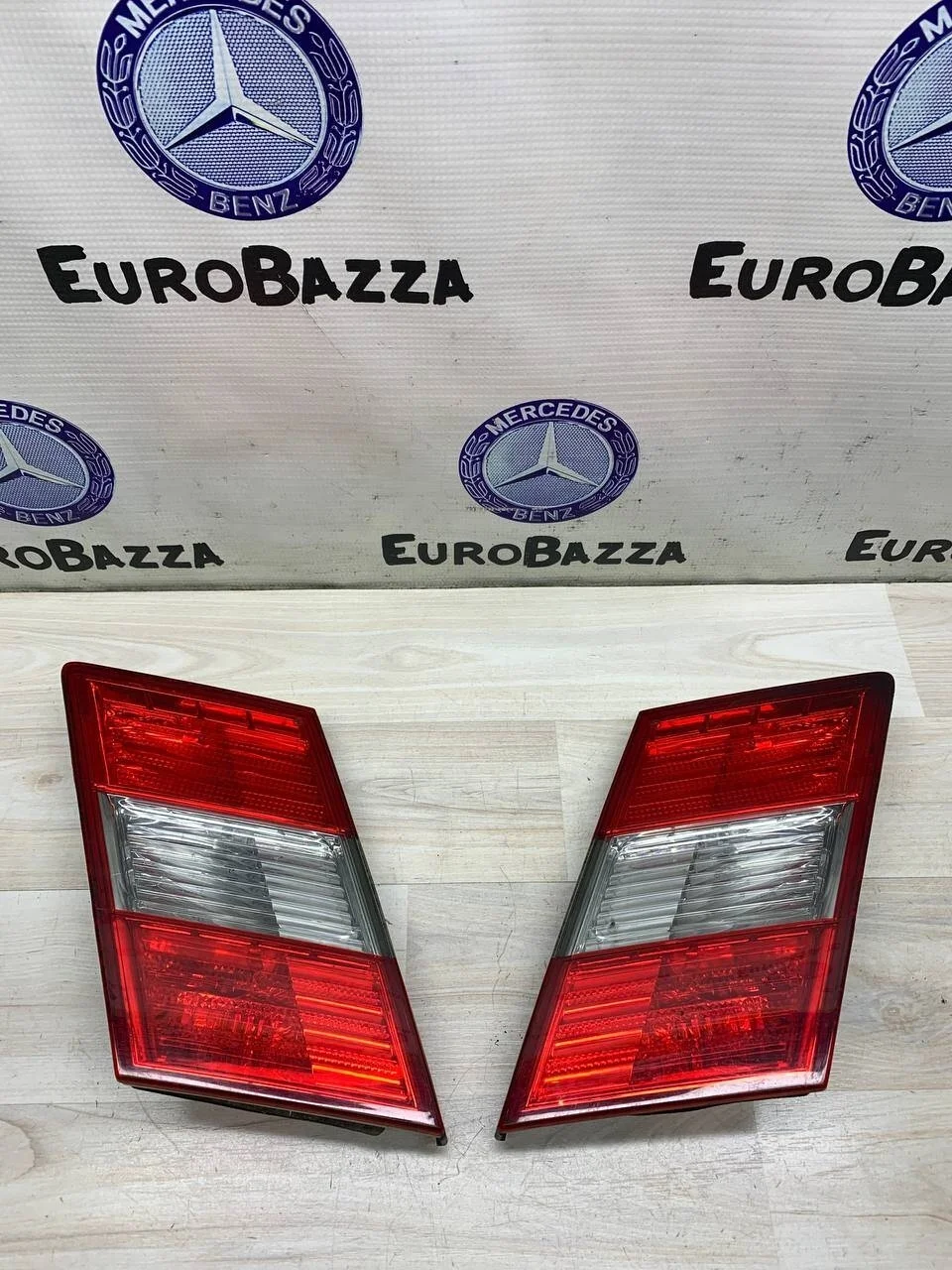 Фонарь в крышке багажника Mercedes W203 Conversion