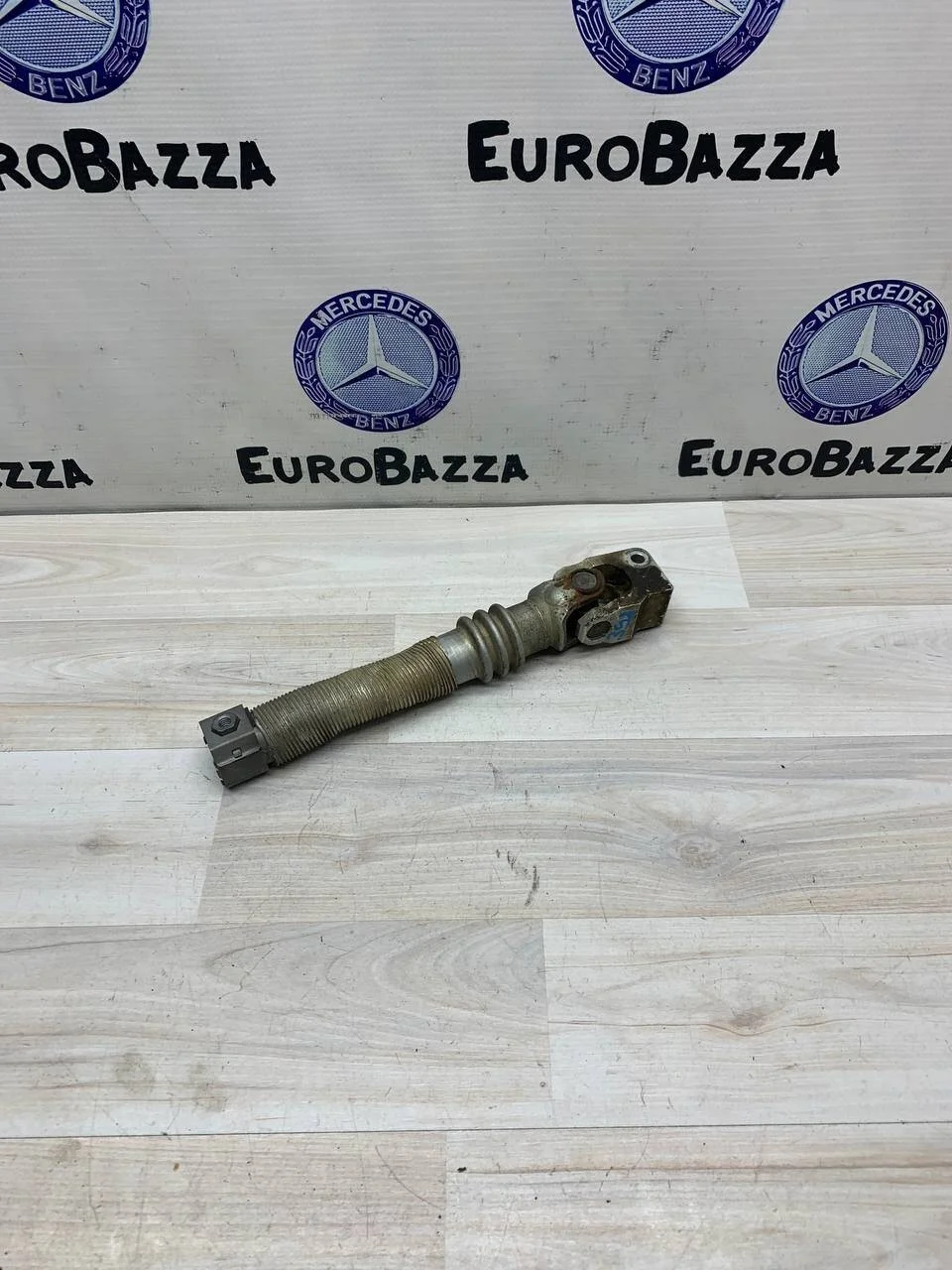 Рулевой карданчик Mercedes W212
