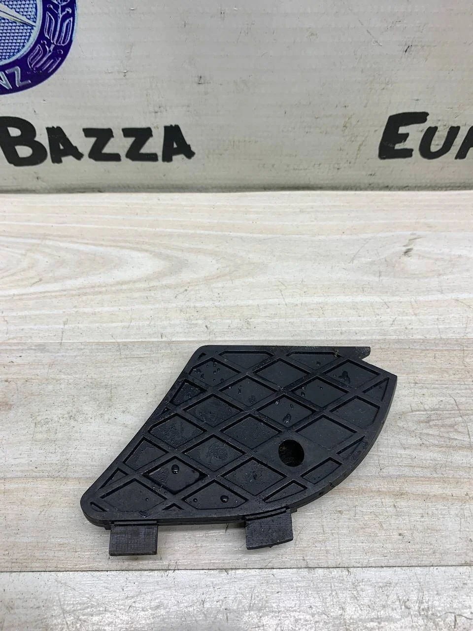 Решетка в бампер Mercedes W210