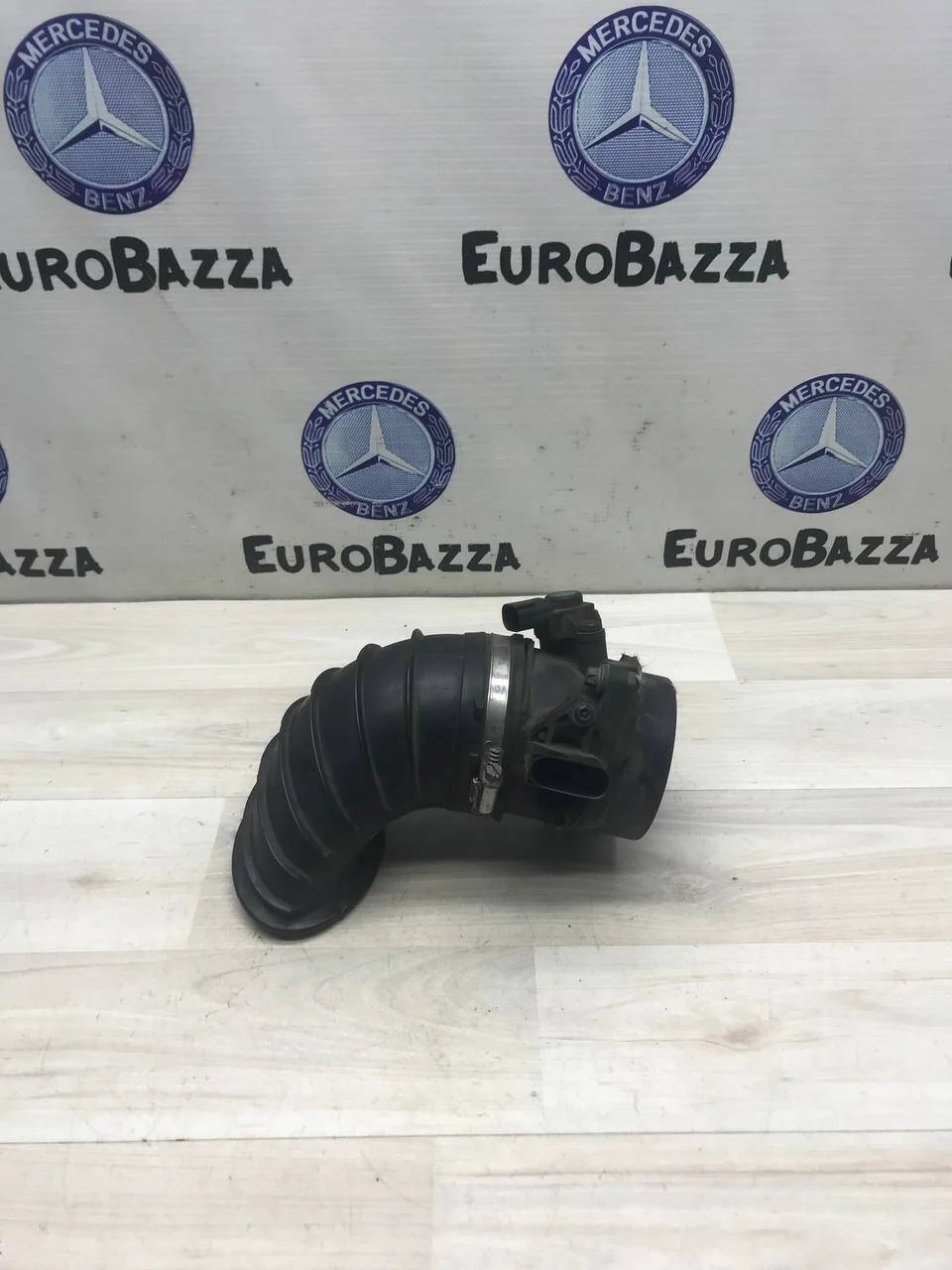 ДМРВ с патрубком и датчиком Mercedes Om646