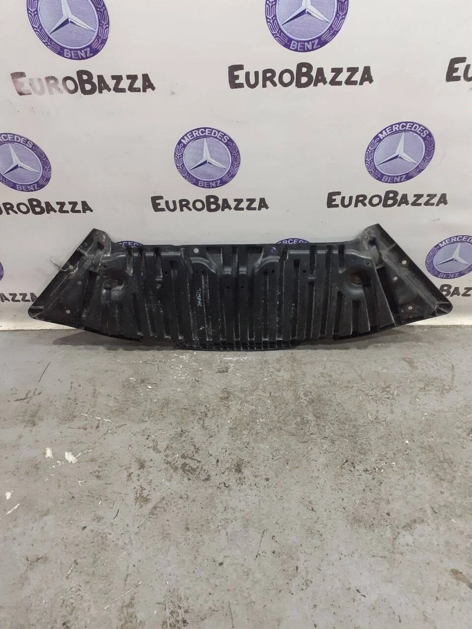 Защита переднего бампера Mercedes W204